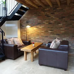 The Workshop, In 18th Century Lothersdale Mill, Bd20 8en Holiday home